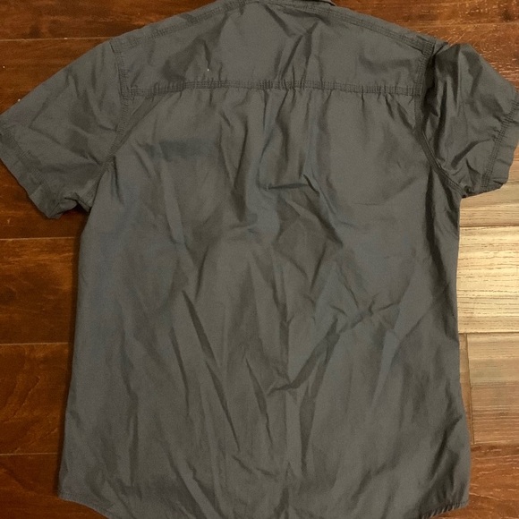 Men’s Dress Top - Picture 2 of 2